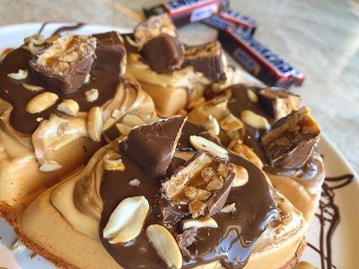 Snickers Chocolate Waffle