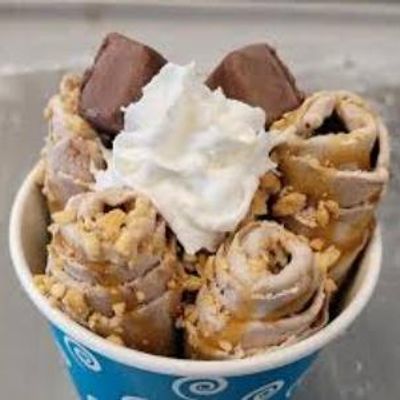 Snickers Chocolate Girle Roll