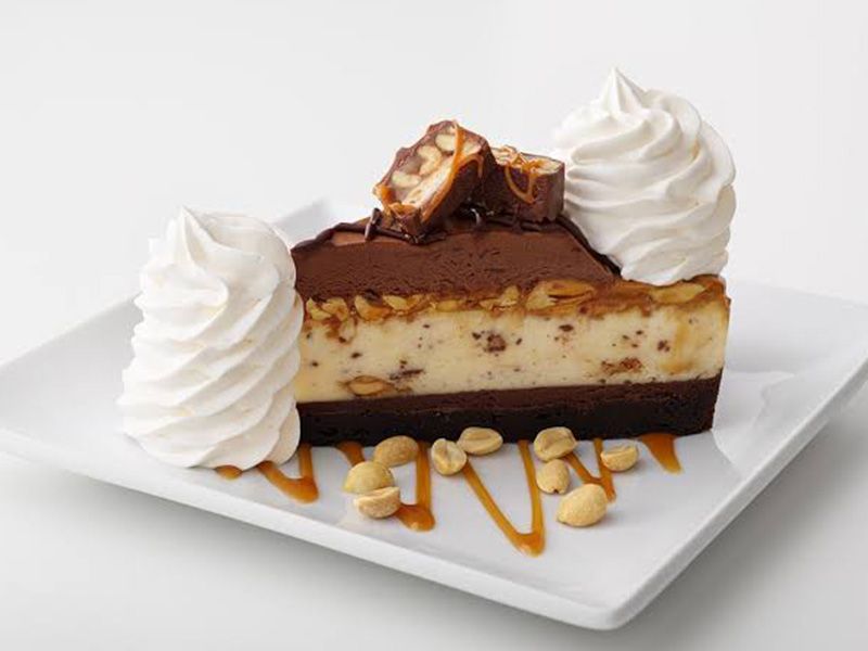 Snickers Cheesecake