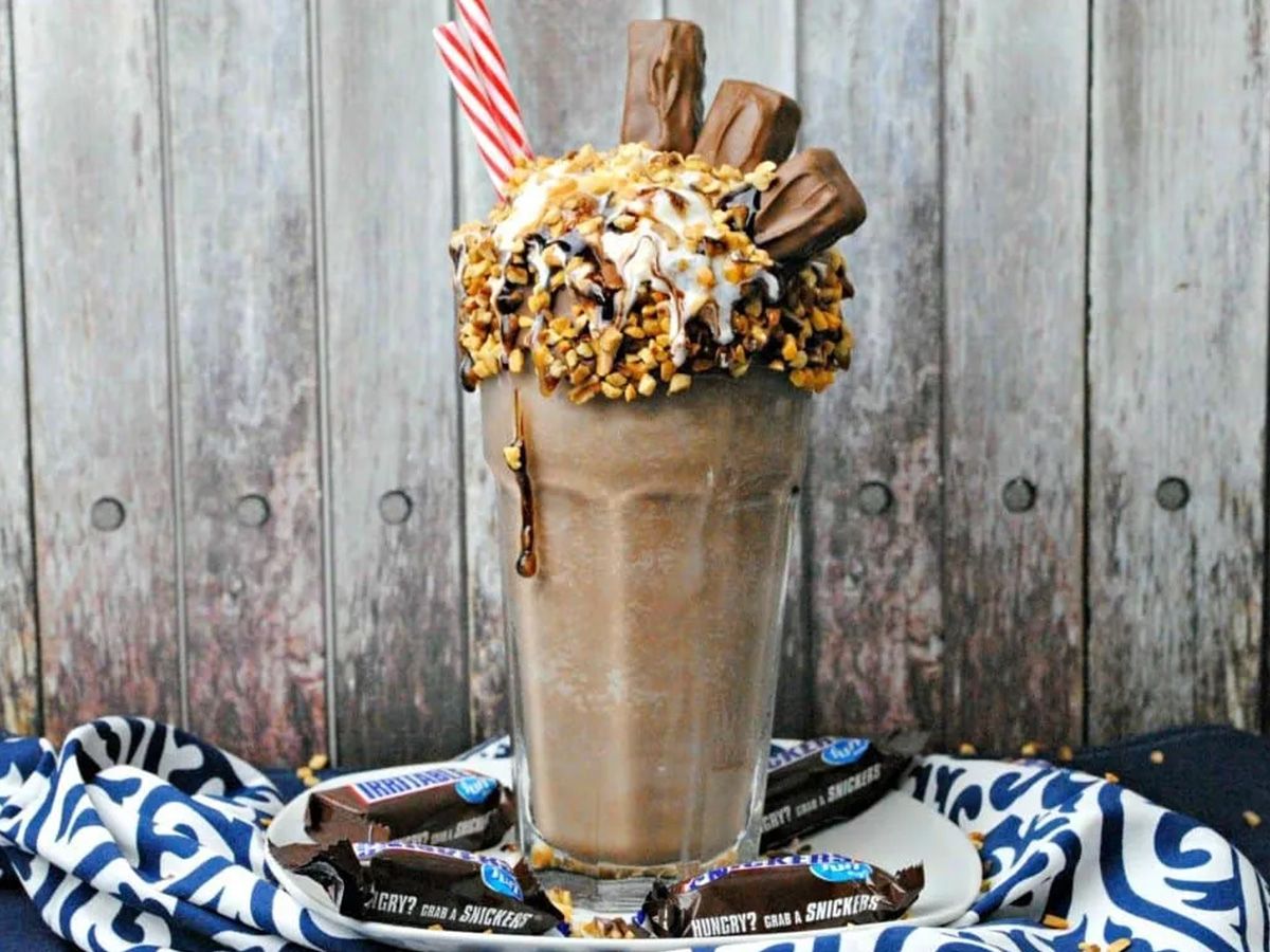 Snickers milkshake