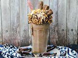 Snickers milkshake