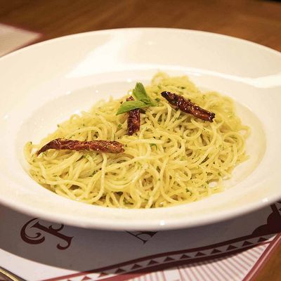 Spaghetti Aglio E Olio Pasta