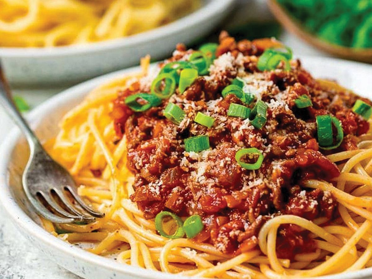 SPAGHETTI BOLOGNAISE