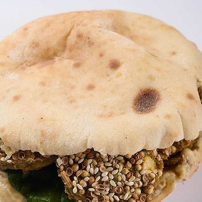Special Falafel With Tomatoes And Cucumber
