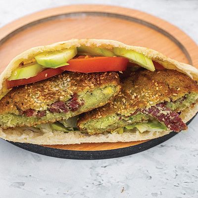 Special Taamia Mahshia Sandwich