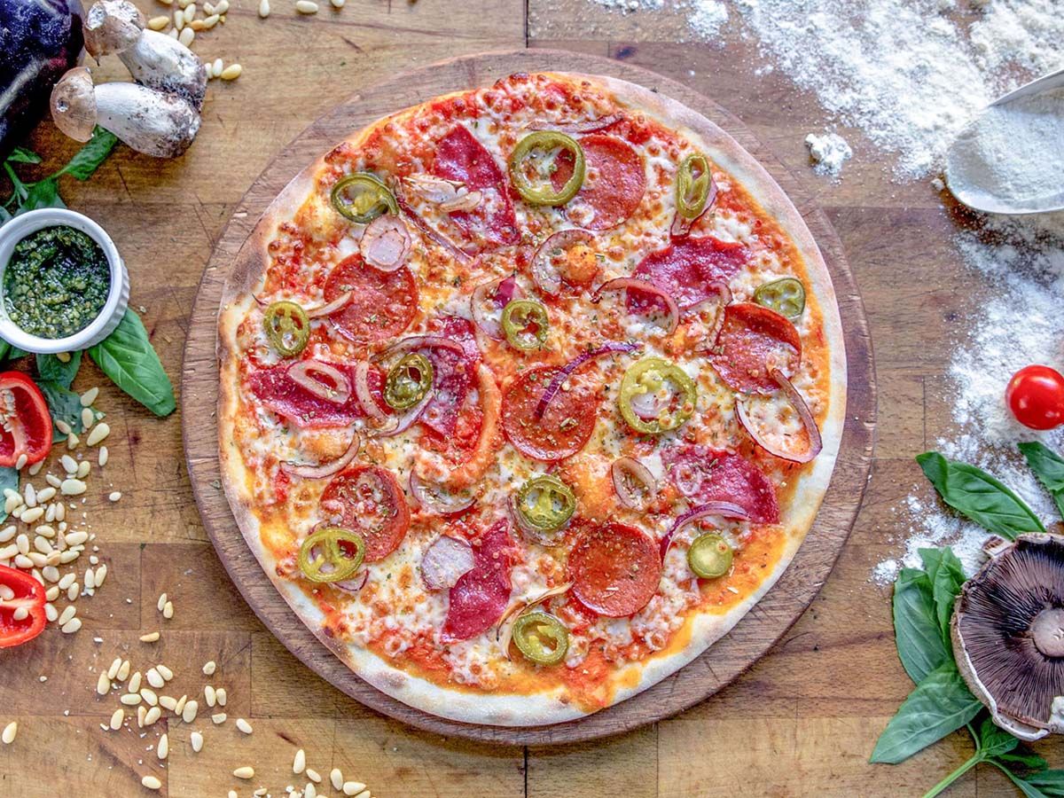 Spicy beef pizza