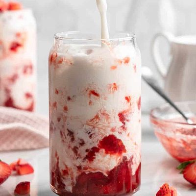 Strawberry with milk