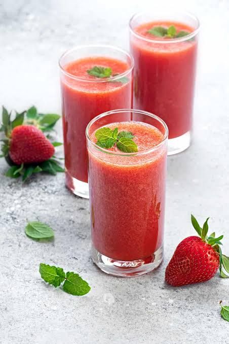 Fresh strawberry Juice