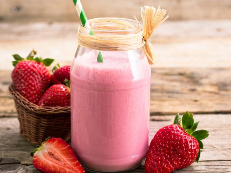 Strawberry with milk