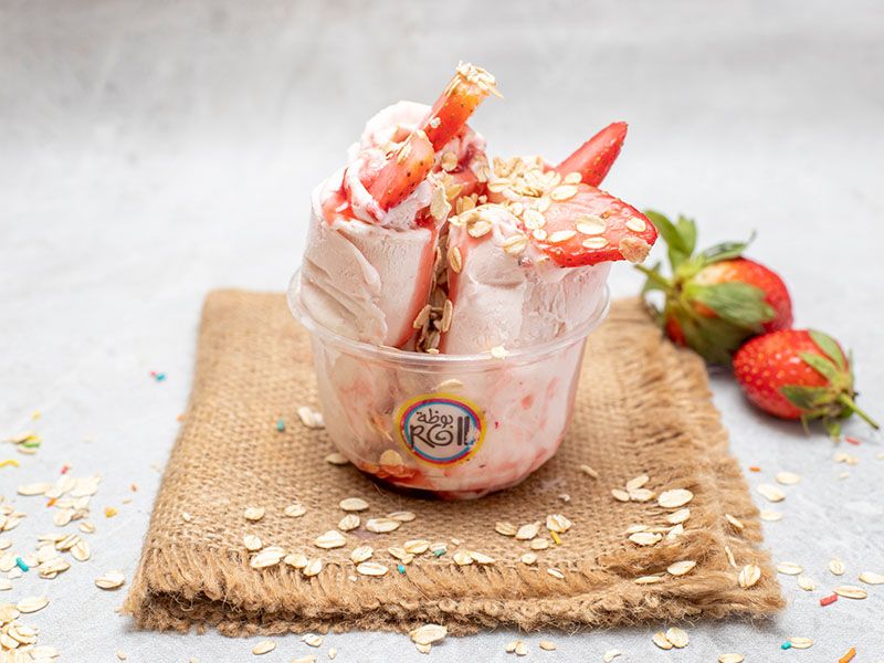 Strawberry and Oatmeal Ice Cream Roll