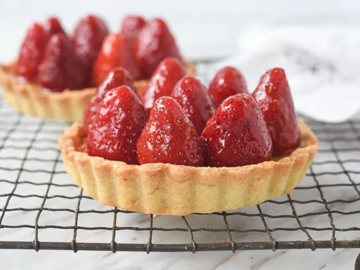 Strawberry tart