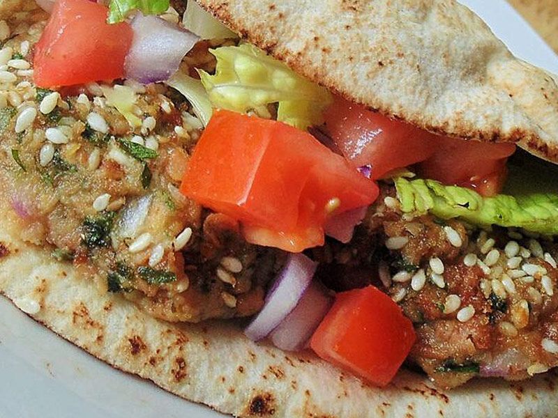 Stuffed Taamia Sandwich