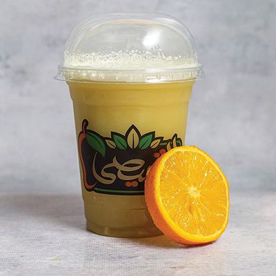 Sugarcane orange Oriental juices