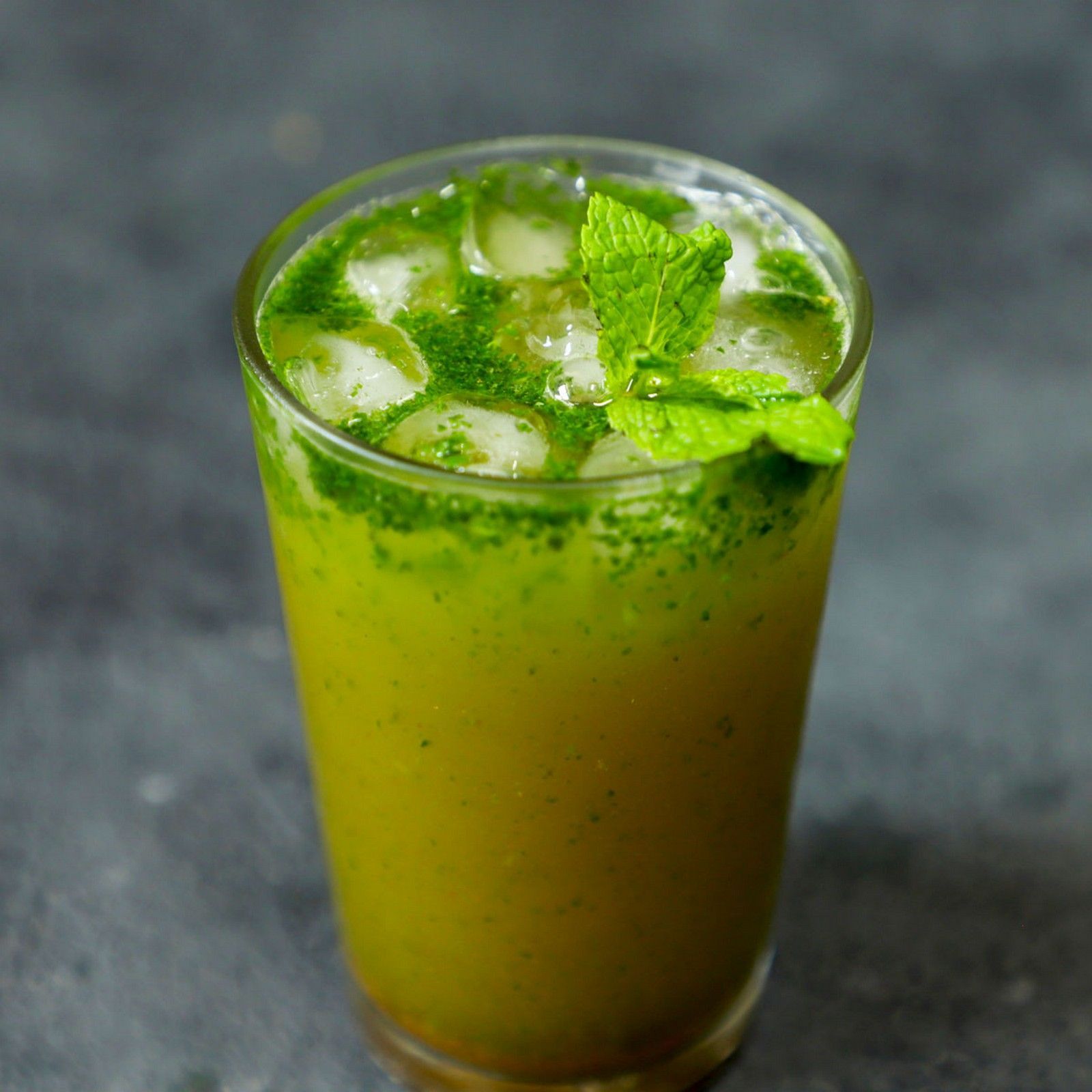 Sugarcane with Mint