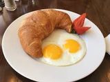 Sunny Side Croissant