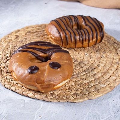 TRIPLE DONUTS BOX