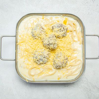 Creamy Pasta with Swedish Meatballs