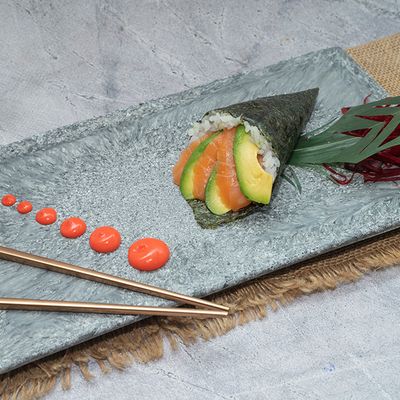 Salmon Temaki