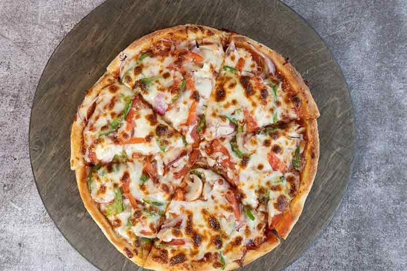 Thin Pizza Vegetarian Supreme - Small