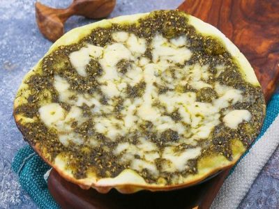 Thyme And Mozzarella Cheese Manoucheh