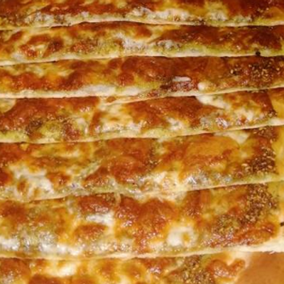 Thyme With Garlic And Cheese Manoucheh