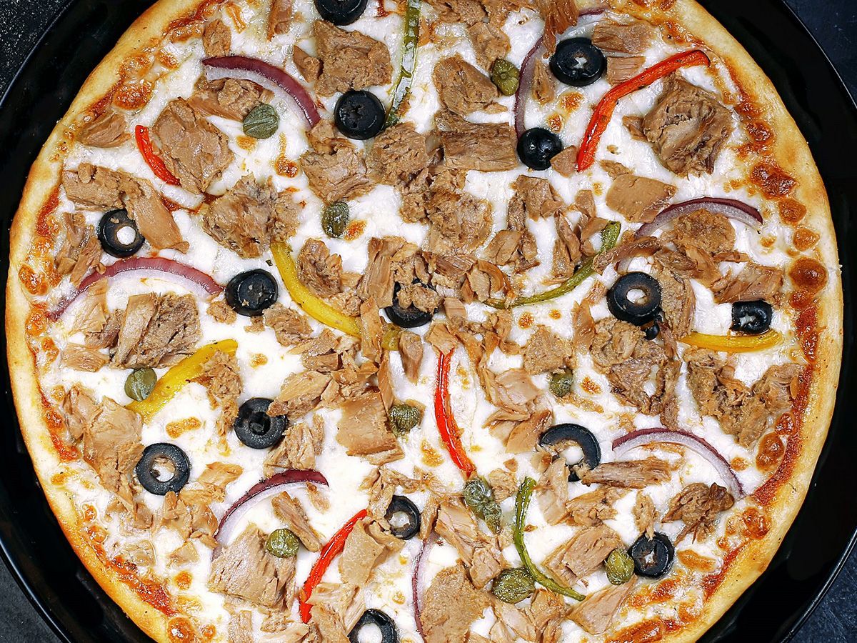 Tonno E Cipolla Pizza