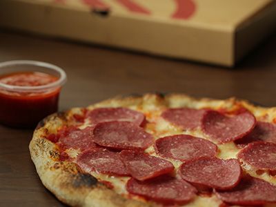 Salami Pizza
