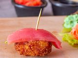 Tuna Lovers Ura Maki Roll