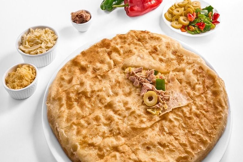 Medium Tuna Pie