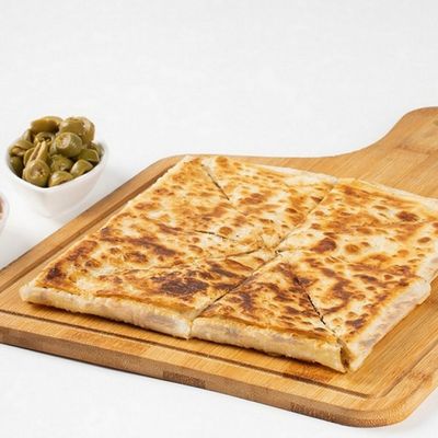 Tuna Pieces Oriental Pizza