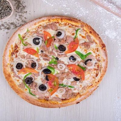 Tuna Pizza