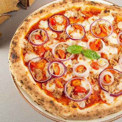 Tuna Pizza