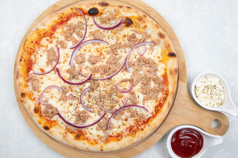 Tuna Pizza