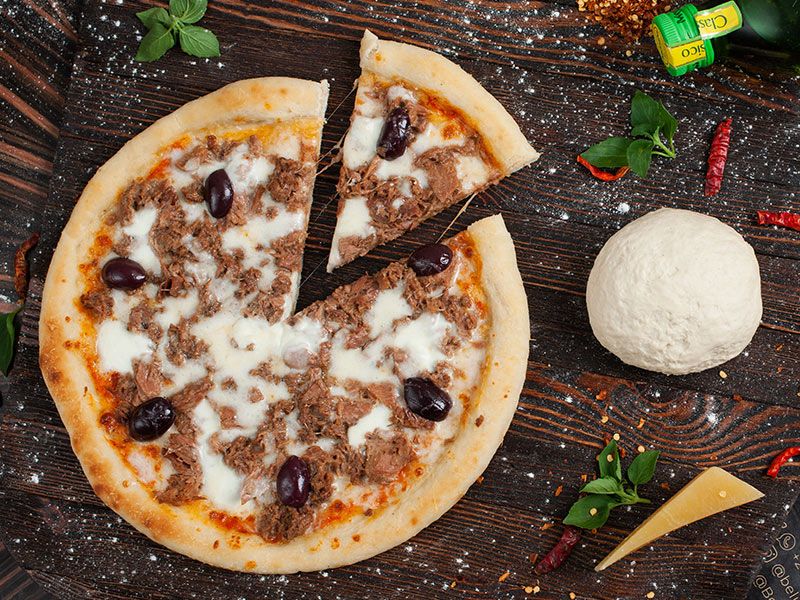 Tuna Pizza