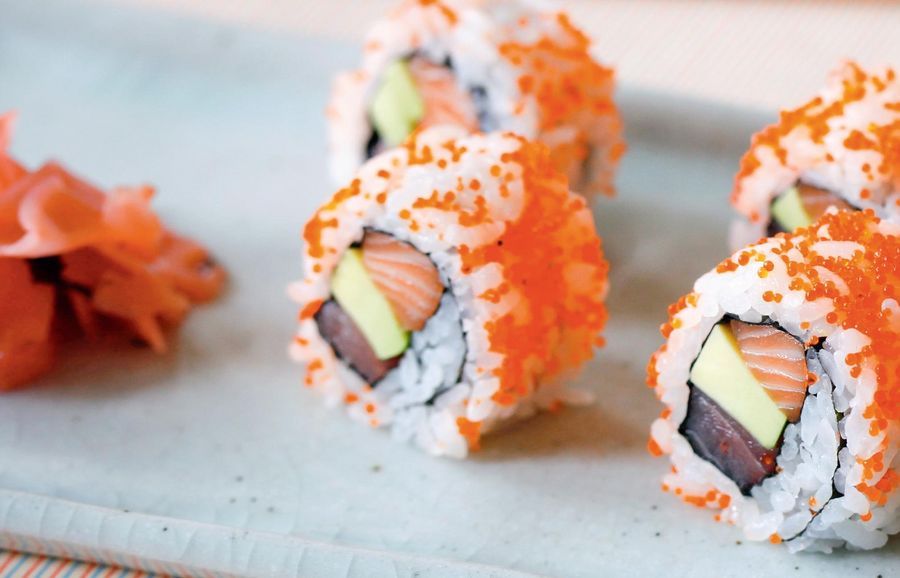 Tuna Ura Roll