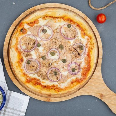 Tuna pizza