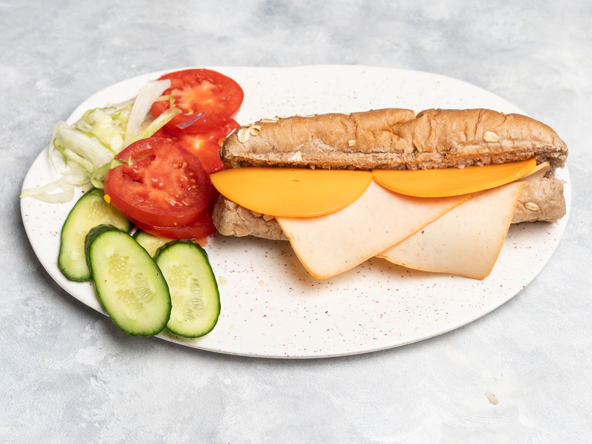 Turkey Sandwich With Cheddar Cheese