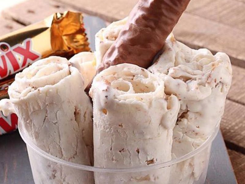 twix ice cream roll