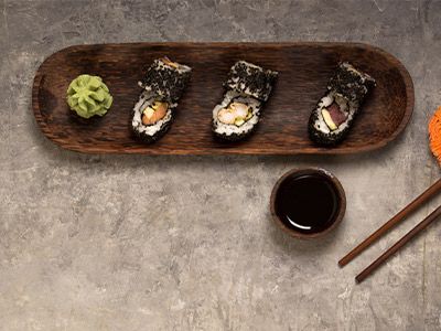 Salmon Ura Maki
