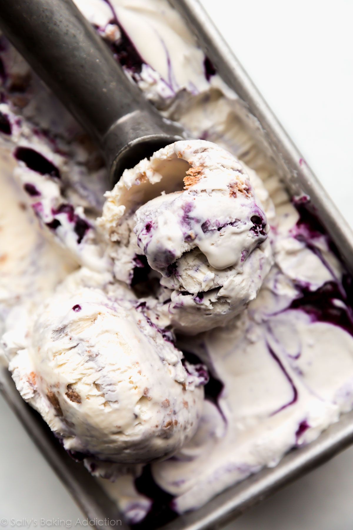 Vanilla With Berries Ice Cream