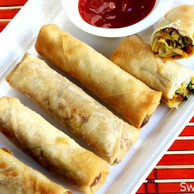 Vegetables Roll Pie