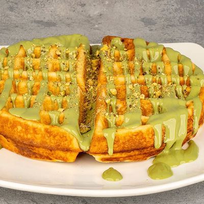 Waffle Sandwich (Pistachio)