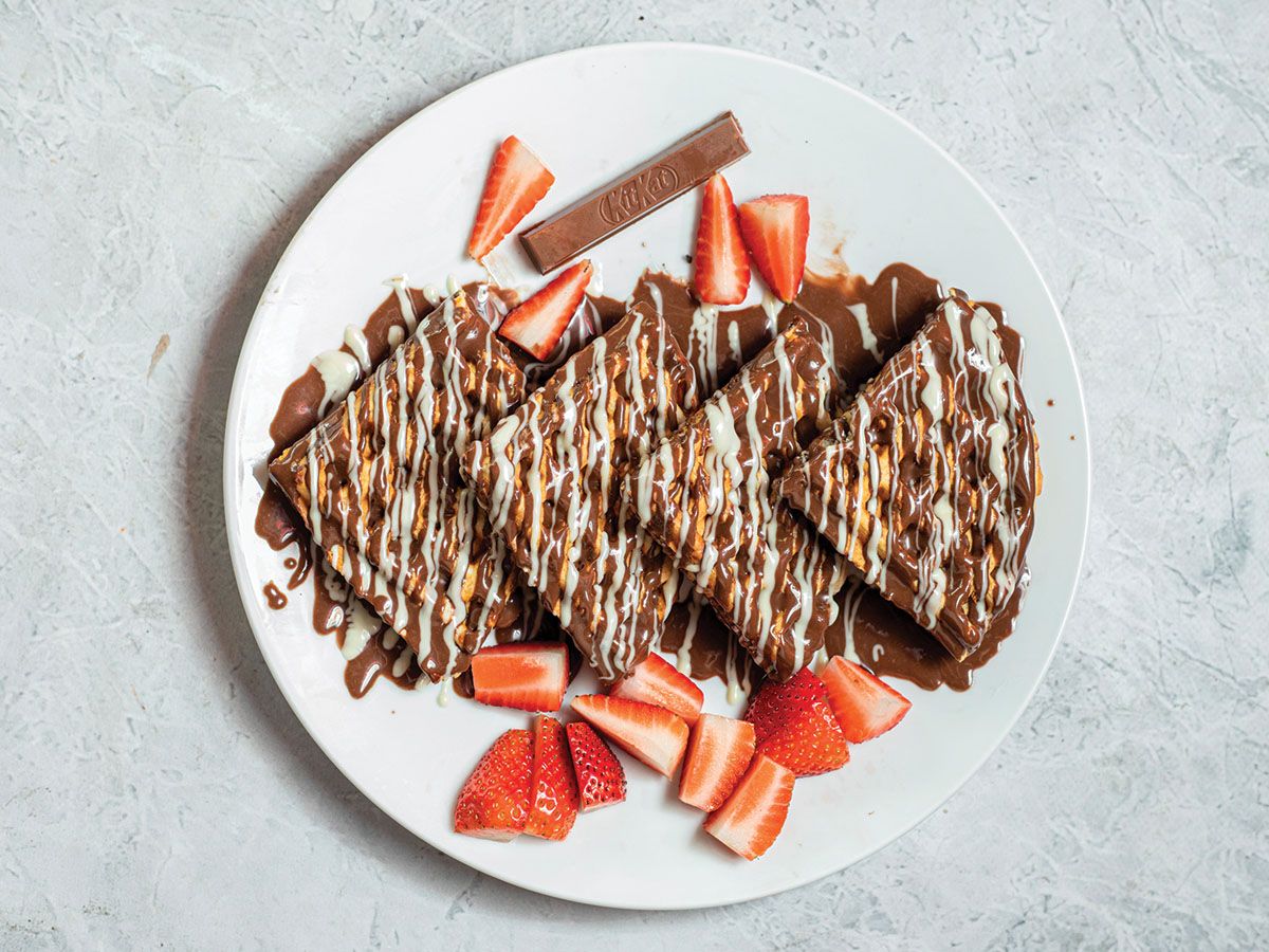 Chocolate And Kitkat Waffle