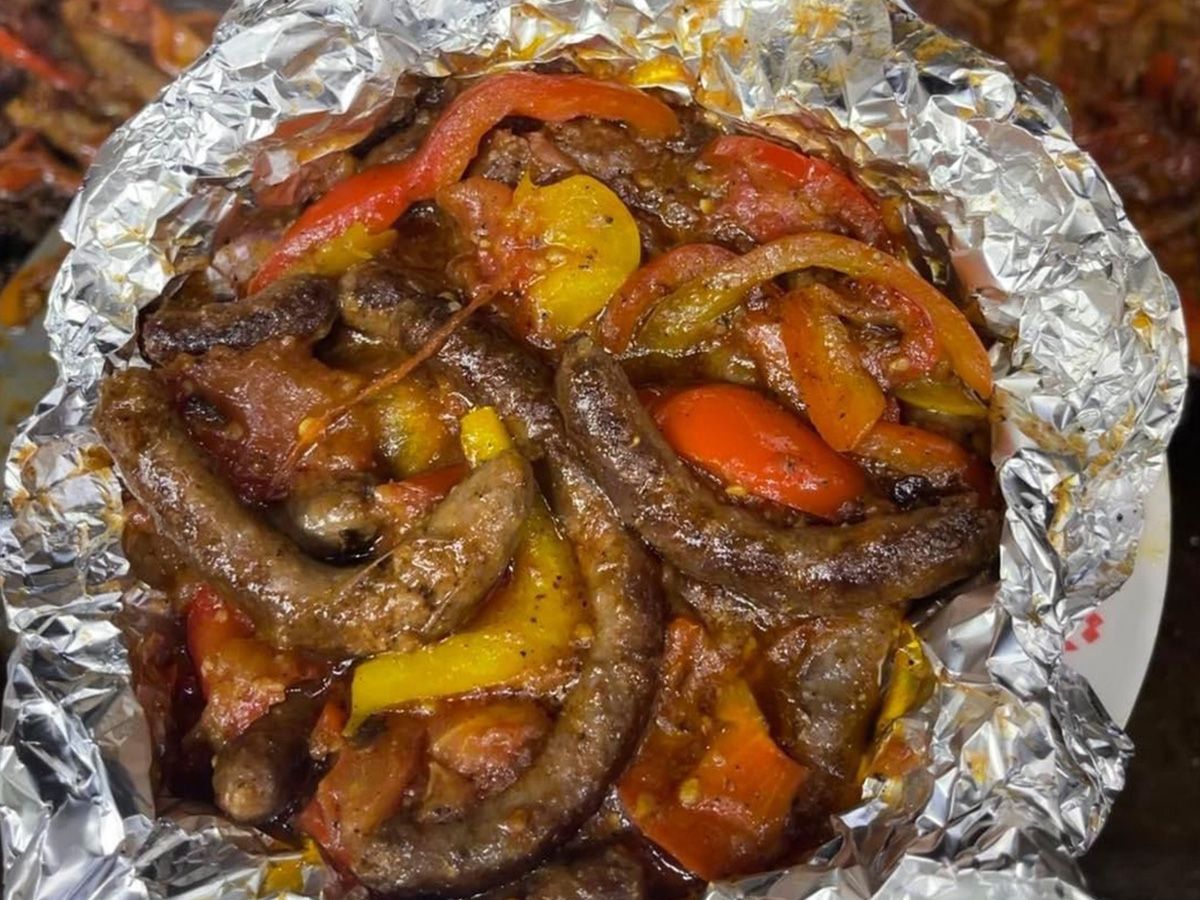 War2et Sausage Cairo with Onions