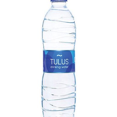 مياه معدنية صغيرة