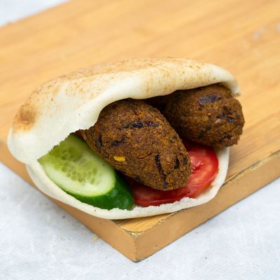 ساندويتش كفتة فلافل