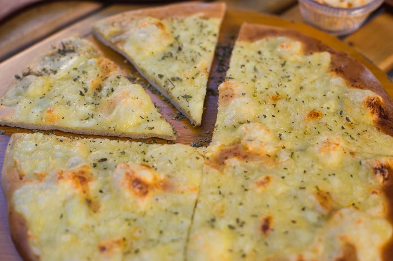 Thyme With Akawi Cheese Manoucheh