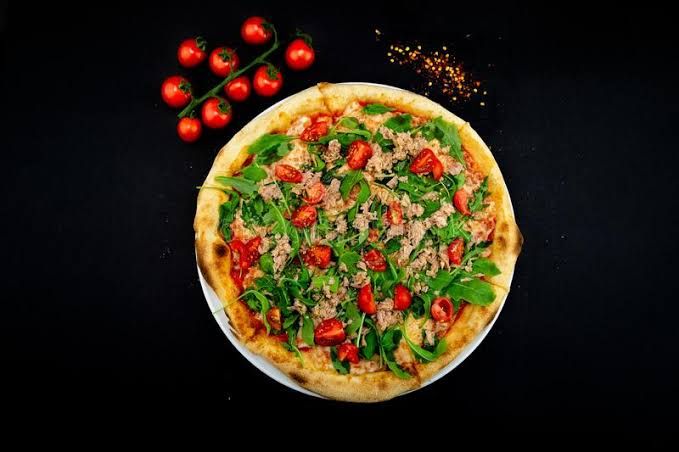 Tuna Pizza