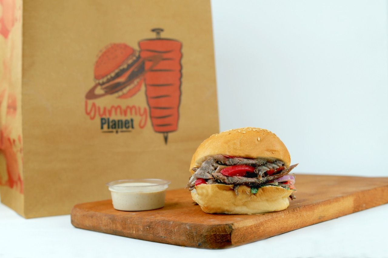 Egyptian meat shawerma bun