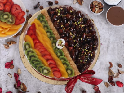Fruit and dates kunafa patty for 12 persons